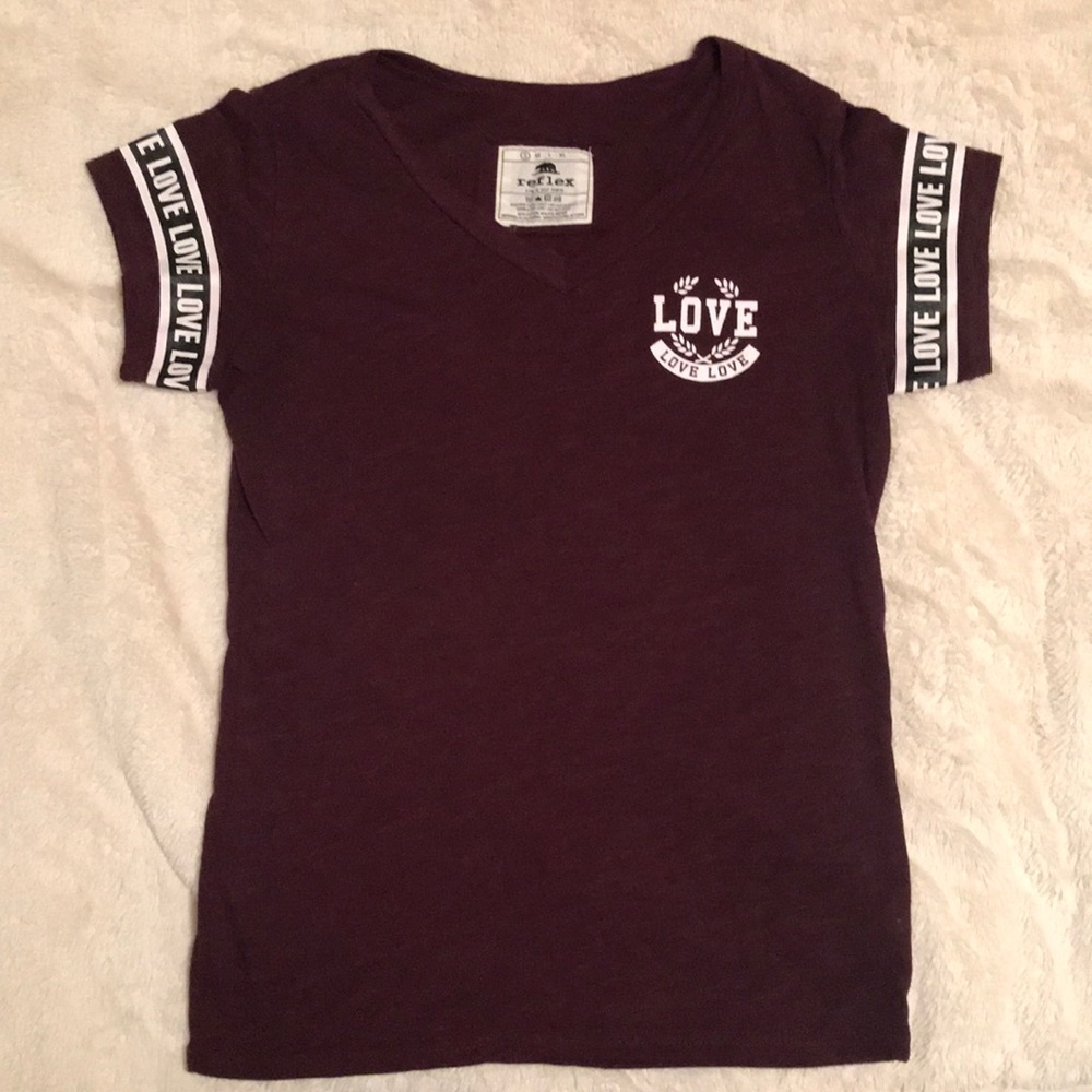 Fitted V-Neck Tee